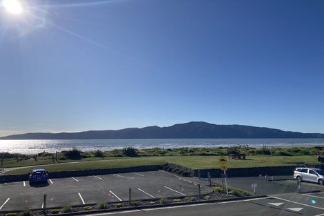 Photo of property in Ocean Apartments, 5/44 Marine Parade, Paraparaumu Beach, Paraparaumu, 5032