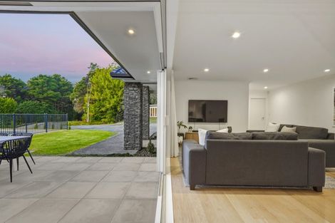 Photo of property in 343 Glenvar Road, Long Bay, Auckland, 0630