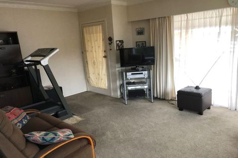 Photo of property in 2/4 Lupton Road, Manurewa, Auckland, 2102