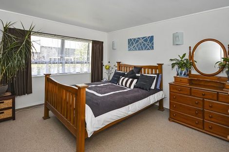 Photo of property in 8 Hartfield Rise, Pahurehure, Papakura, 2113