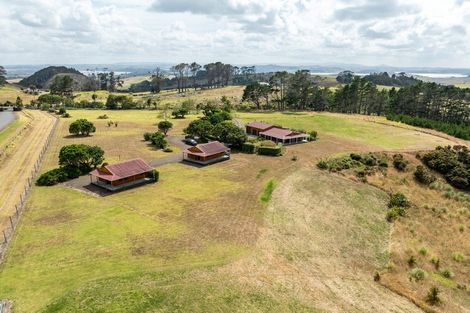 Photo of property in 986 Tinopai Road, Tinopai, Matakohe, 0593