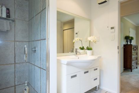 Photo of property in 15 Colquhoun Street, Glenross, Dunedin, 9011