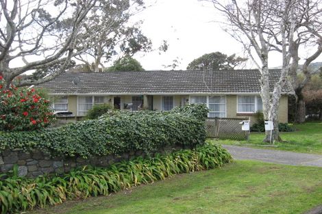 Photo of property in 12a Rowe Parade, Wainuiomata, Lower Hutt, 5014