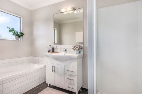 Photo of property in 53 Staithes Drive North, Whitby, Porirua, 5024