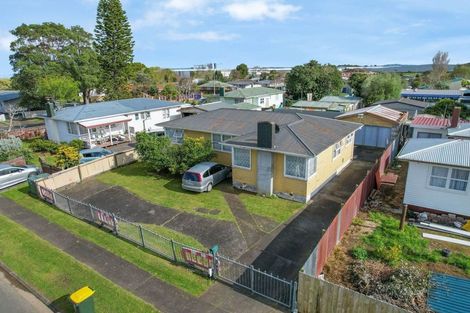 Photo of property in 4 Bettina Place, Manurewa, Auckland, 2102