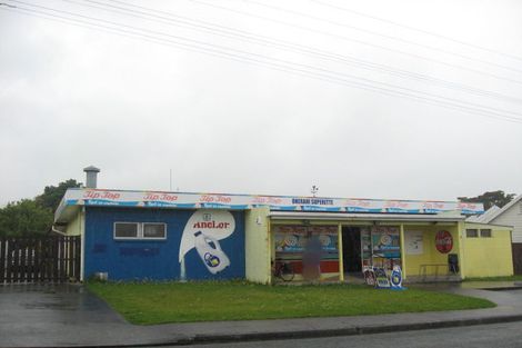 Photo of property in 19 Waimahanga Road, Onerahi, Whangarei, 0110