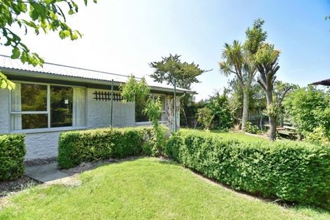 Photo of property in 4 Coates Place, Rangiora, 7400