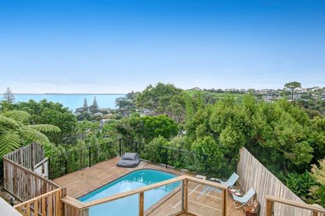 Photo of property in 12 Cochrane Avenue, Arkles Bay, Whangaparaoa, 0932