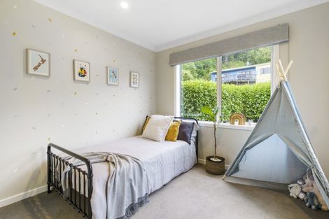 Photo of property in 15 Monowai Road, Johnsonville, Wellington, 6037