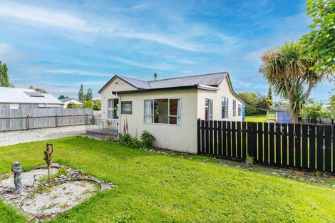 Photo of property in 8 Mill Street, Milton, 9220