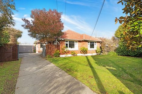 Photo of property in 210 Weston Road, St Albans, Christchurch, 8052