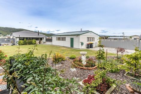 Photo of property in 58 Blake Street, Blaketown, Greymouth, 7805