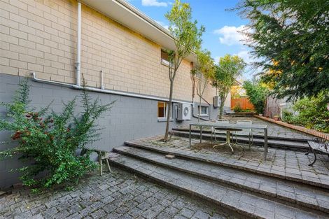 Photo of property in 196 Dyers Pass Road, Cashmere, Christchurch, 8022