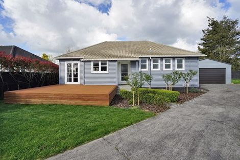 Photo of property in 9 Armitage Place, Fairfield, Hamilton, 3214