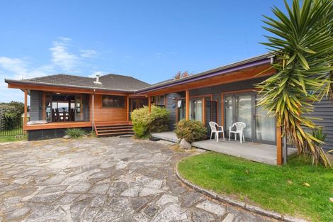 Photo of property in 105 Koutu Road, Kawaha Point, Rotorua, 3010