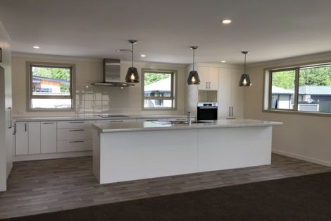 Photo of property in 5 Kinnaird Close, Alexandra, 9320