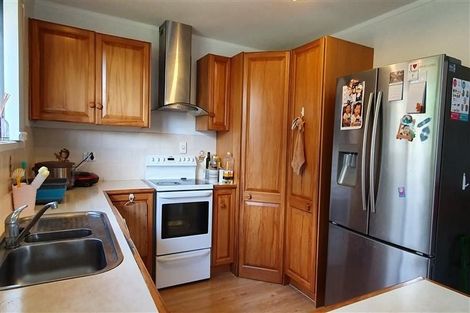 Photo of property in 12 Cherub Place, West Harbour, Auckland, 0618