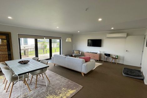 Photo of property in 31 Sunset Drive, Baylys Beach, Dargaville, 0377
