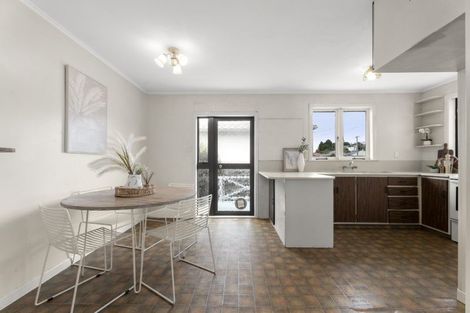 Photo of property in 49 Queen Road, Bellevue, Tauranga, 3110