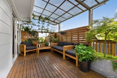 Photo of property in 138 Moire Road, West Harbour, Auckland, 0618