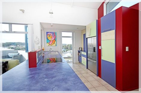 Photo of property in 9 Trafalgar Street, Foxton Beach, Foxton, 4815