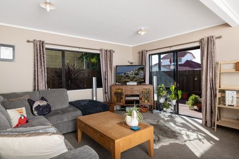 Photo of property in 30b Seaview Road, Otumoetai, Tauranga, 3110