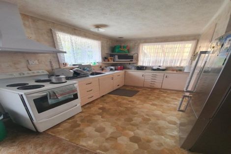 Photo of property in 4 Busing Avenue, Papakura, 2110