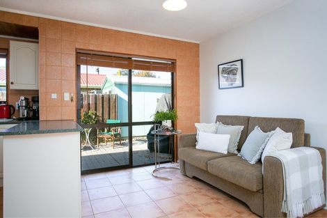 Photo of property in 207 Lamb Street, Leamington, Cambridge, 3432