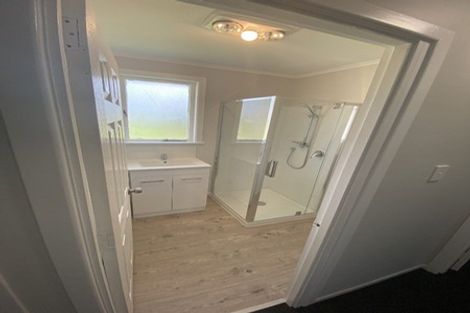 Photo of property in 20a Nile Road, Kelston, Auckland, 0602