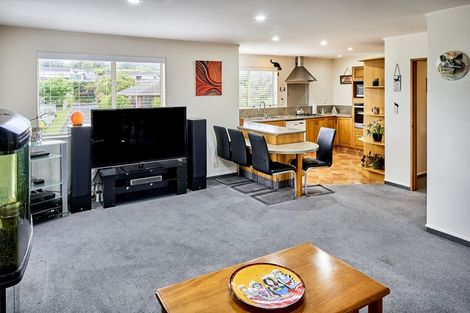 Photo of property in 3 Musket Lane, Whitby, Porirua, 5024