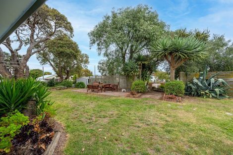 Photo of property in 1 Grange Road South, Haumoana, 4102