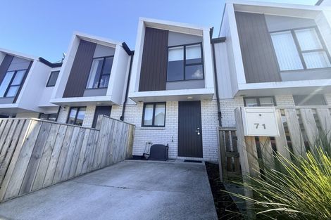 Photo of property in 71 Waipuhinui Way, Wiri, Auckland, 2104