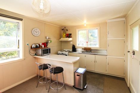 Photo of property in 8 Barrett Place, Carterton, 5713