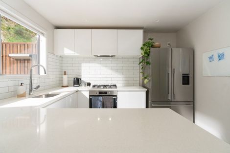 Photo of property in 20b Rarangi Way, Owhiro Bay, Wellington, 6023