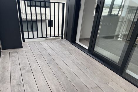 Photo of property in 110/28c Eileen Newey Place, Henderson, Auckland, 0612