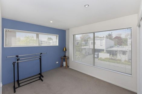 Photo of property in 6 Seager Lane, Hillmorton, Christchurch, 8024