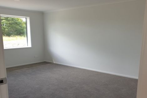 Photo of property in 1363 State Highway 16, Waimauku, 0883