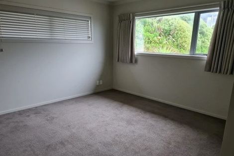 Photo of property in 2 Milford Street, Aotea, Porirua, 5024
