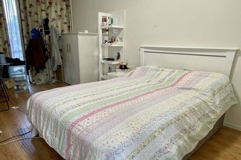 Photo of property in 1/47 Prince Regent Drive, Half Moon Bay, Auckland, 2012