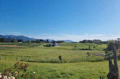 Photo of property in 9 Waipuna Grove, Levin, 5571