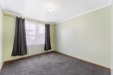 Photo of property in 15 Fox Street, Woodville, 4920