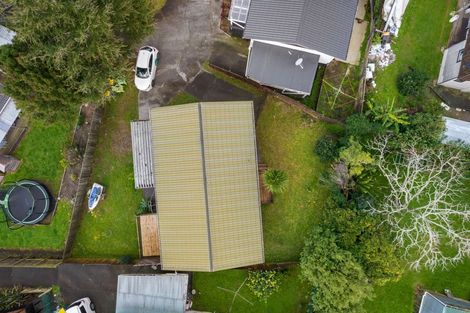 Photo of property in 2/16 Sarajevo Place, Massey, Auckland, 0614
