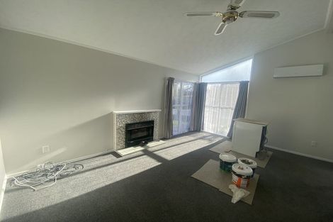 Photo of property in 58 Riverpark Crescent, Henderson, Auckland, 0610