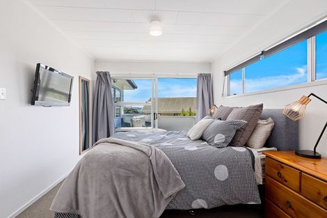 Photo of property in 9 Kauri Crescent, Snells Beach, 0920