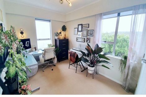 Photo of property in 178 Orangi Kaupapa Road, Northland, Wellington, 6012