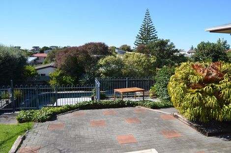 Photo of property in 33 Ranch Road, Mount Maunganui, 3116