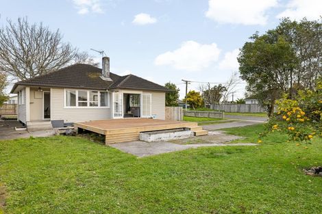 Photo of property in 2 Yeats Crescent, Fairfield, Hamilton, 3214