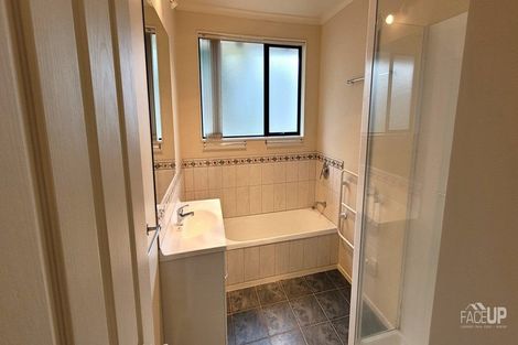 Photo of property in 13 Gendo Avenue, Henderson, Auckland, 0612