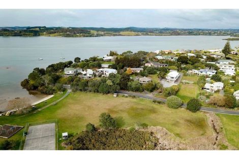 Photo of property in 83 Rangitane Loop Road, Kerikeri, 0294
