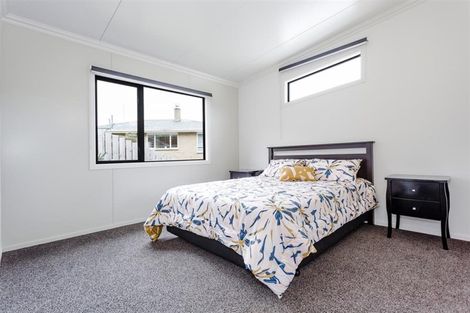 Photo of property in 24 Centennial Avenue, Helensburgh, Dunedin, 9010